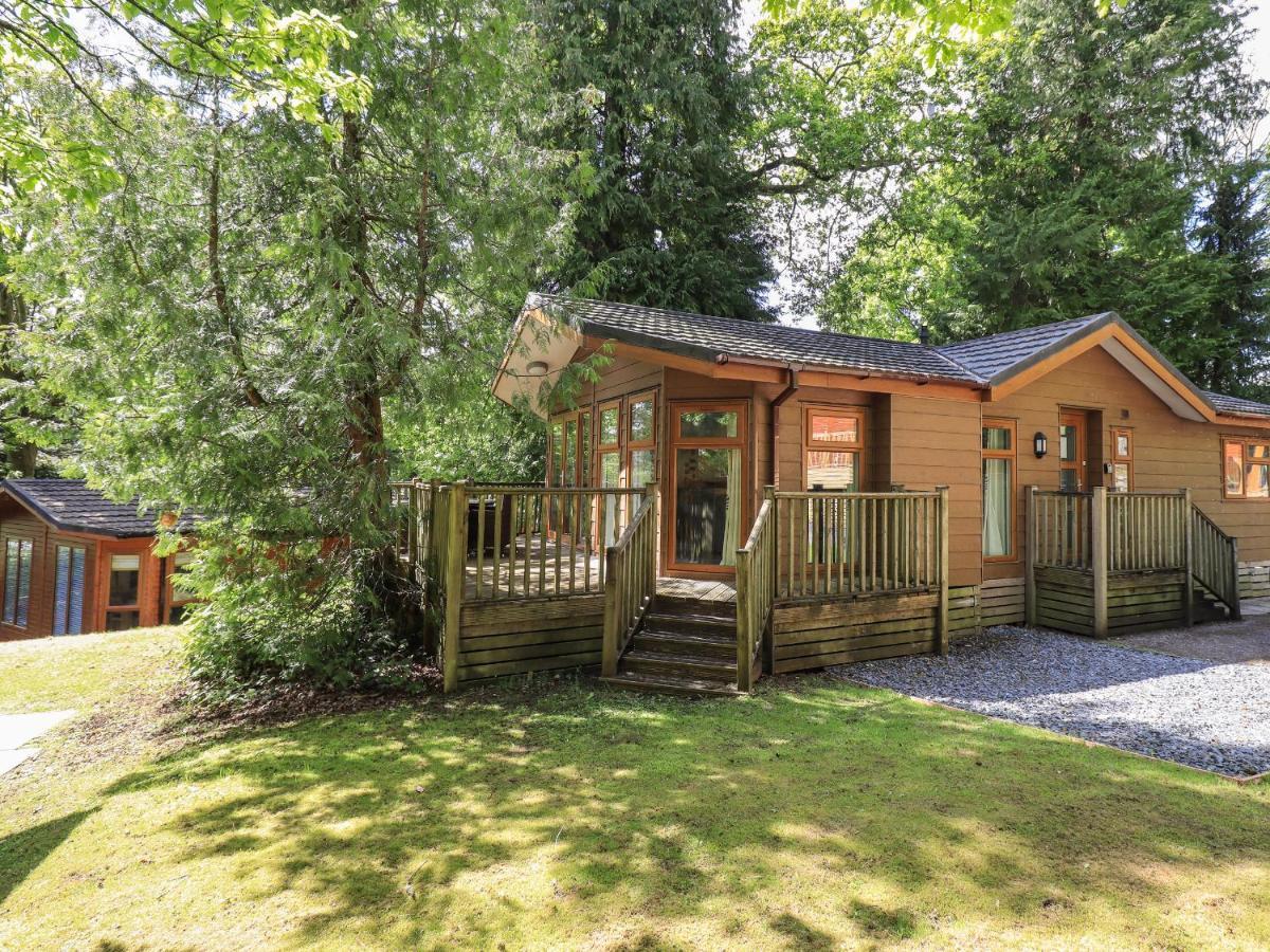 Forest Pines Lodge Боунес он Уиндърмиър Екстериор снимка